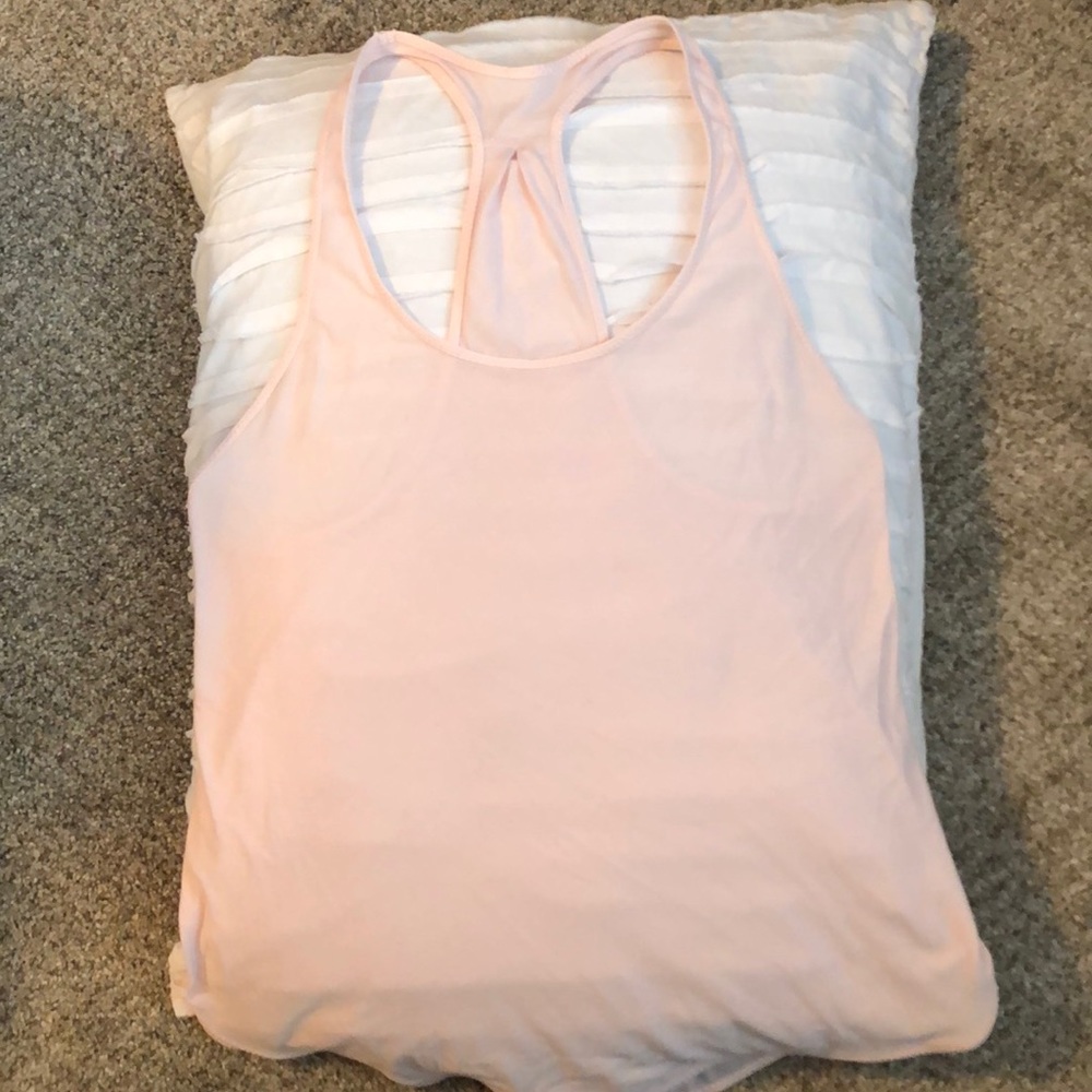 Lululemon 105 F singlet